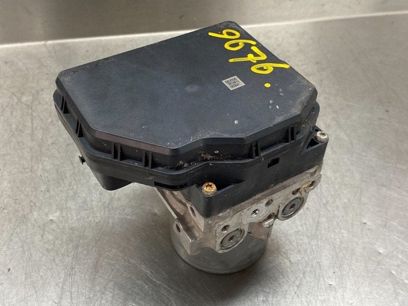 BLOC ABS (FREINS ANTI-BLOCAGE) Mazda 6 Sport (GH14 / GHA4), Utilisé, Mazda