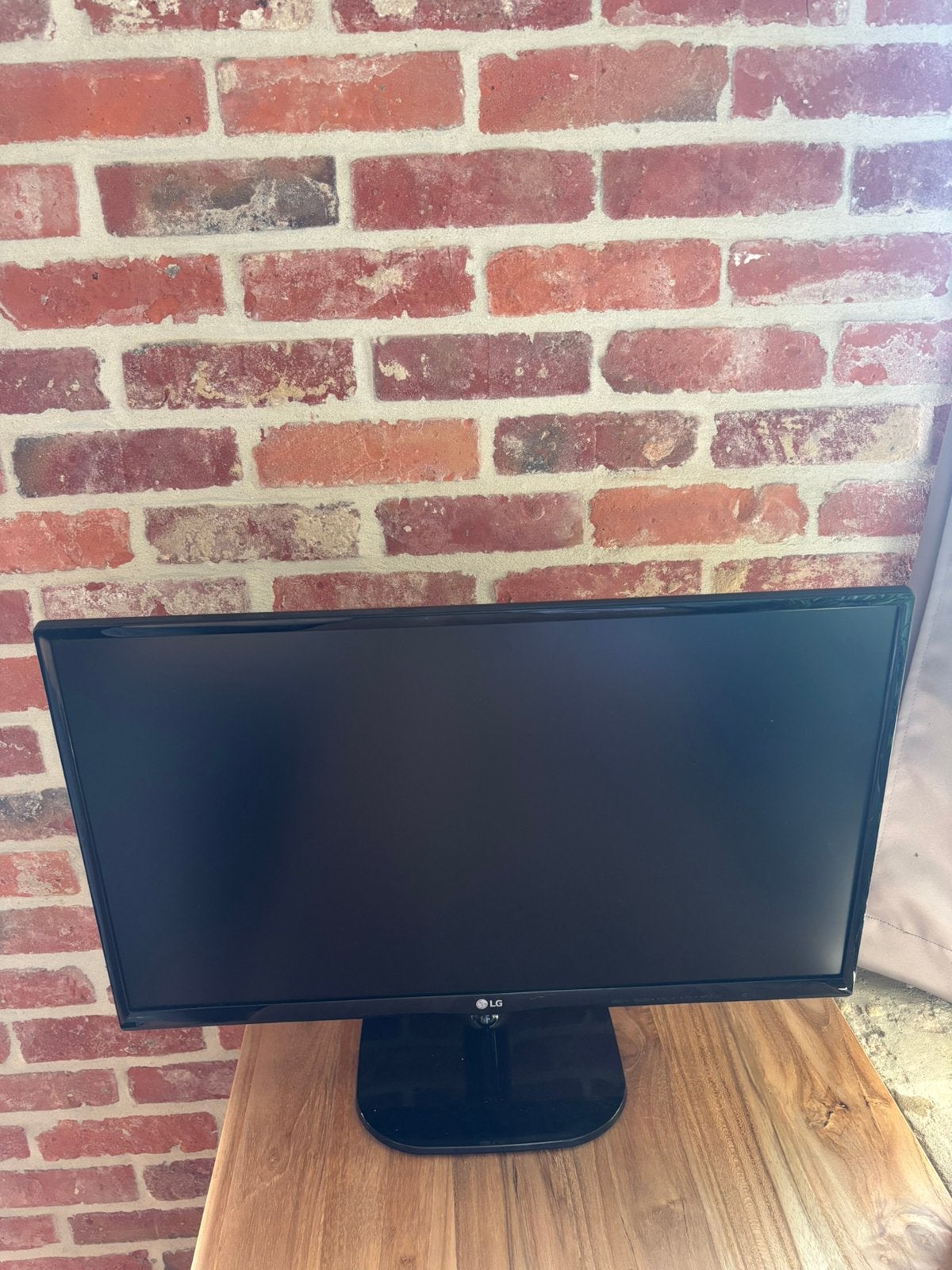 LG beeldscherm 24”, Computers en Software, Monitoren, Ophalen, Zo goed als nieuw