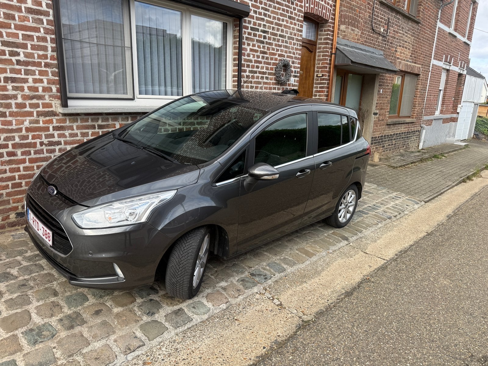Ford b- max Titanium, Autos, Argent ou Gris, Achat, 5 portes, Particulier