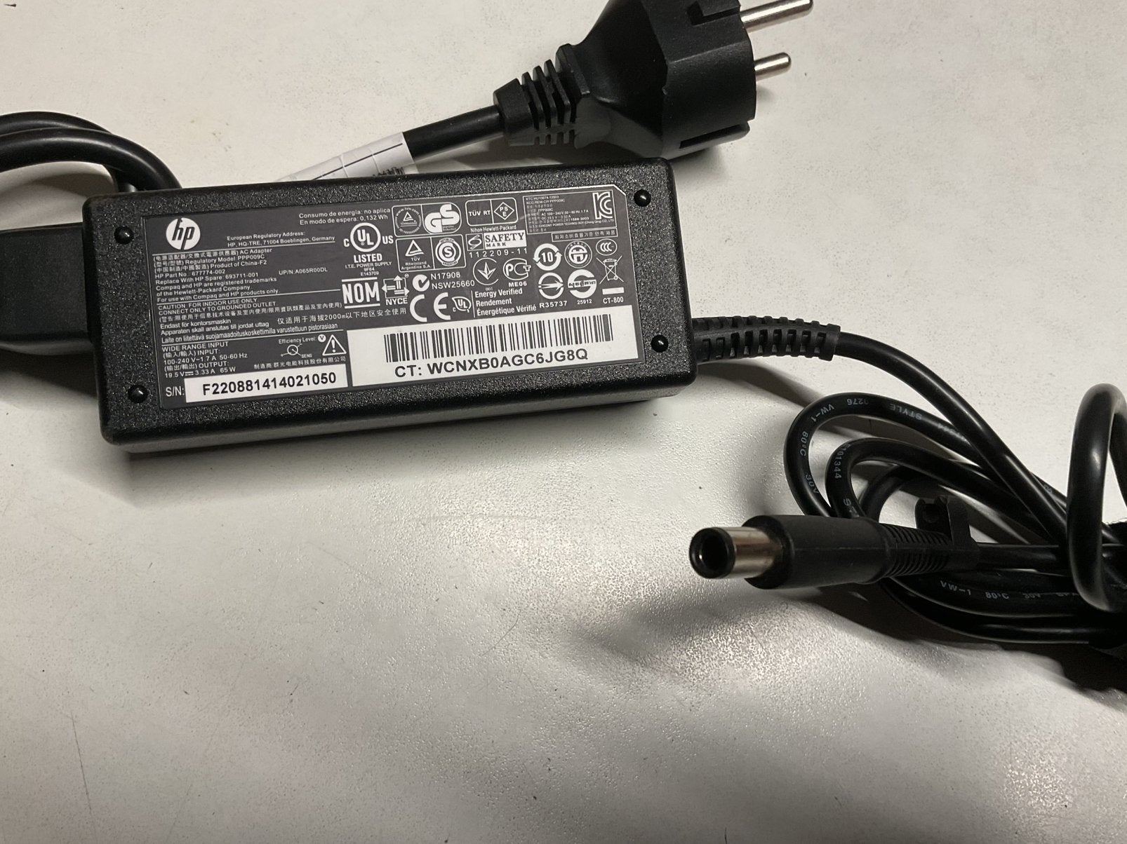 Adapters laptop, Ophalen of Verzenden, Zo goed als nieuw