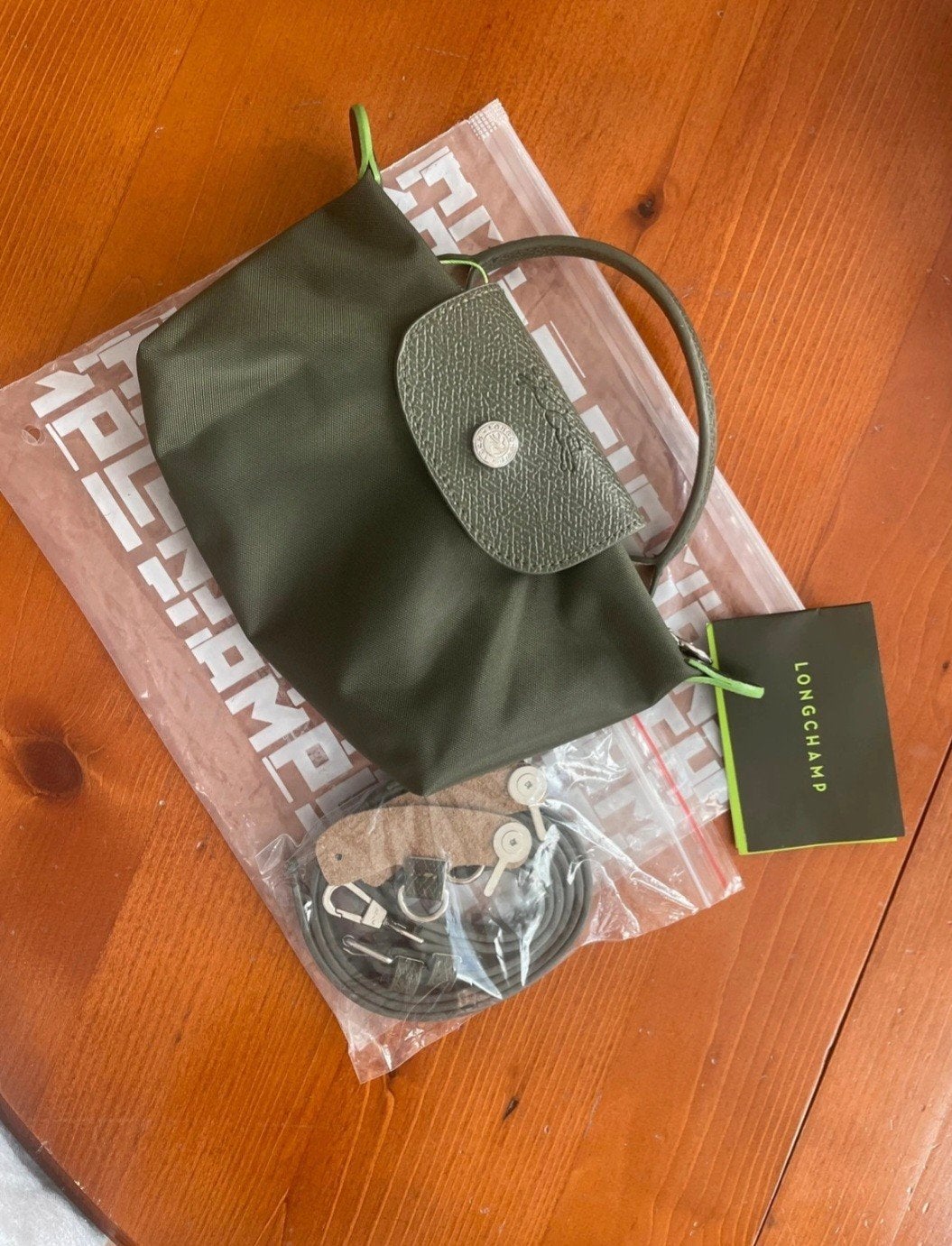 Sac bandoulière Longchamp, Bijoux, Sacs & Beauté, Sacs | Sacs Femme, Enlèvement ou Envoi, Neuf, Vert, Sac à bandoulière