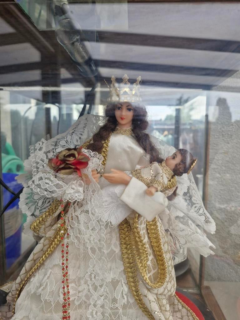 Engelen beeld in zamak en.maria beeld met licht, Enlèvement ou Envoi