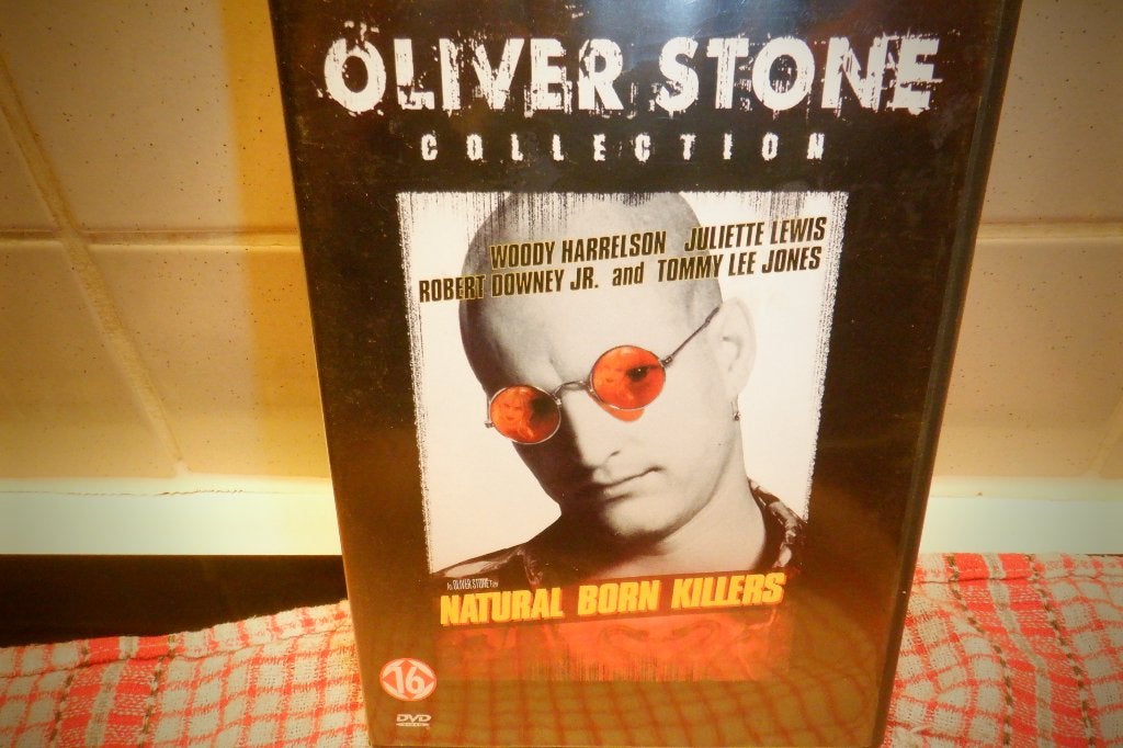 DVD Natural Born Killers d'Oliver Stone., Suppléments, Enlèvement ou Envoi, Mafia et Policiers, Anglais