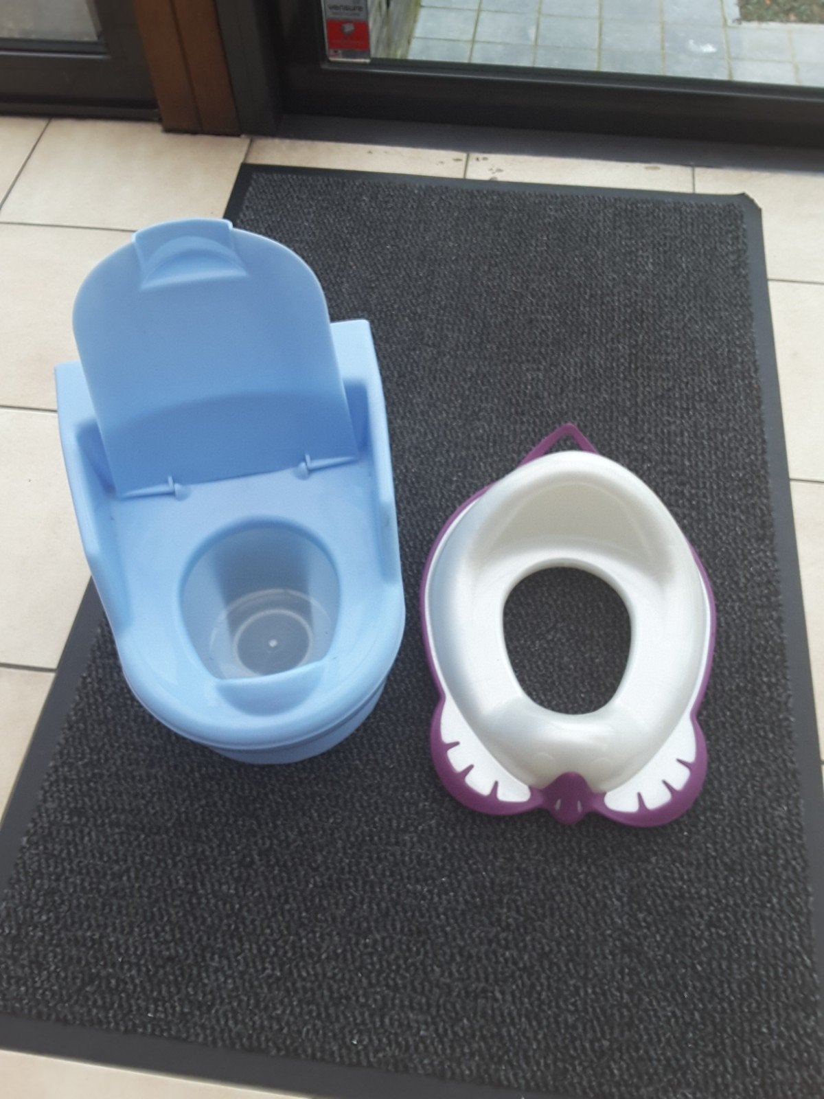 Plaspotje en WC bril verkleiner, Kinderen en Baby's, Ophalen of Verzenden, Zo goed als nieuw
