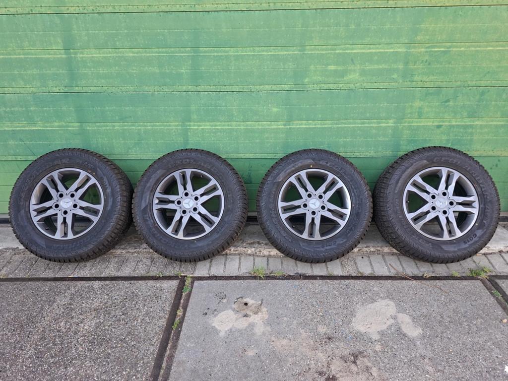 Mercedes G-klasse 18inch Et43 velgen met all terrain banden, Ophalen, 18 inch, 275 mm, Banden en Velgen