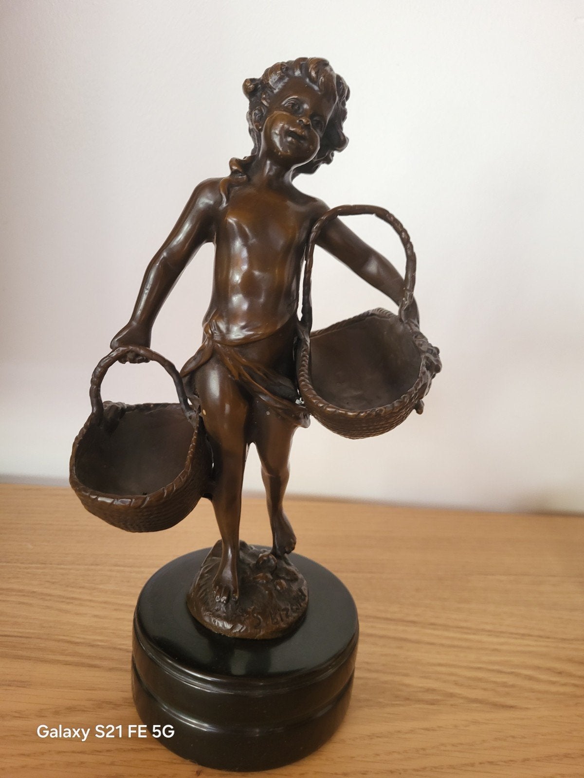 statue en bronze, Statue, Brun, Brons, Enlèvement