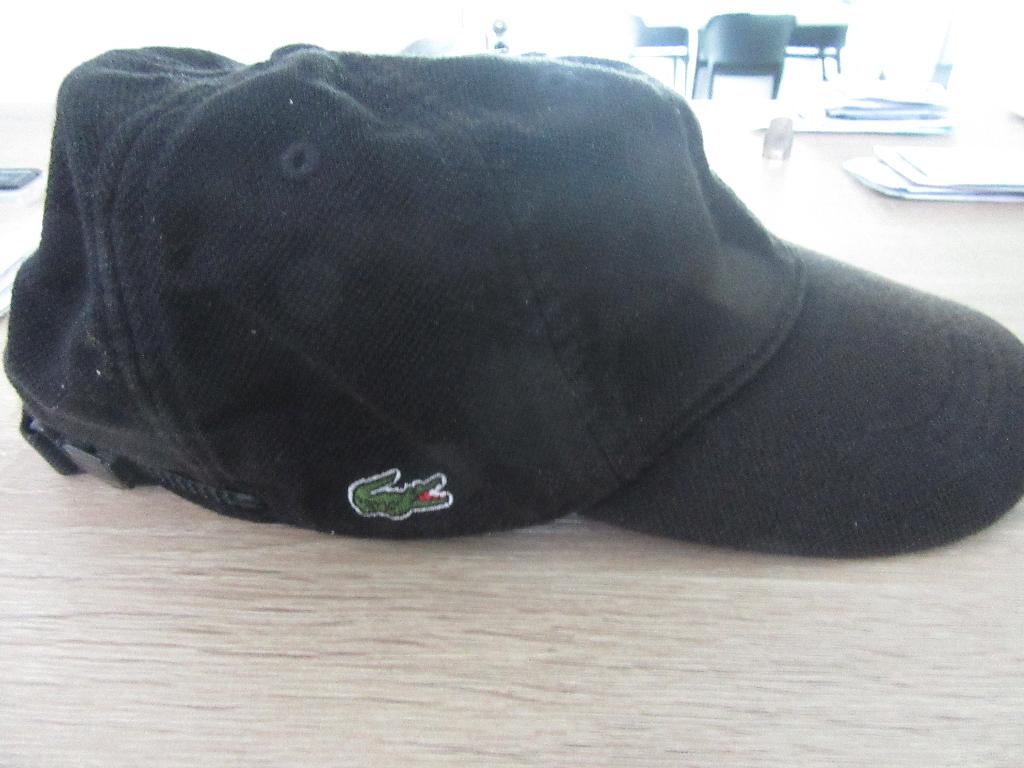 lacoste pet small  verstelbaar, Ophalen, Pet
