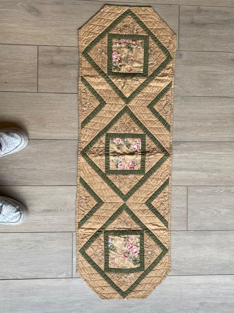 quilt VOLLEDIG handgemaakt !!!, Hobby en Vrije tijd, Ophalen, Zo goed als nieuw