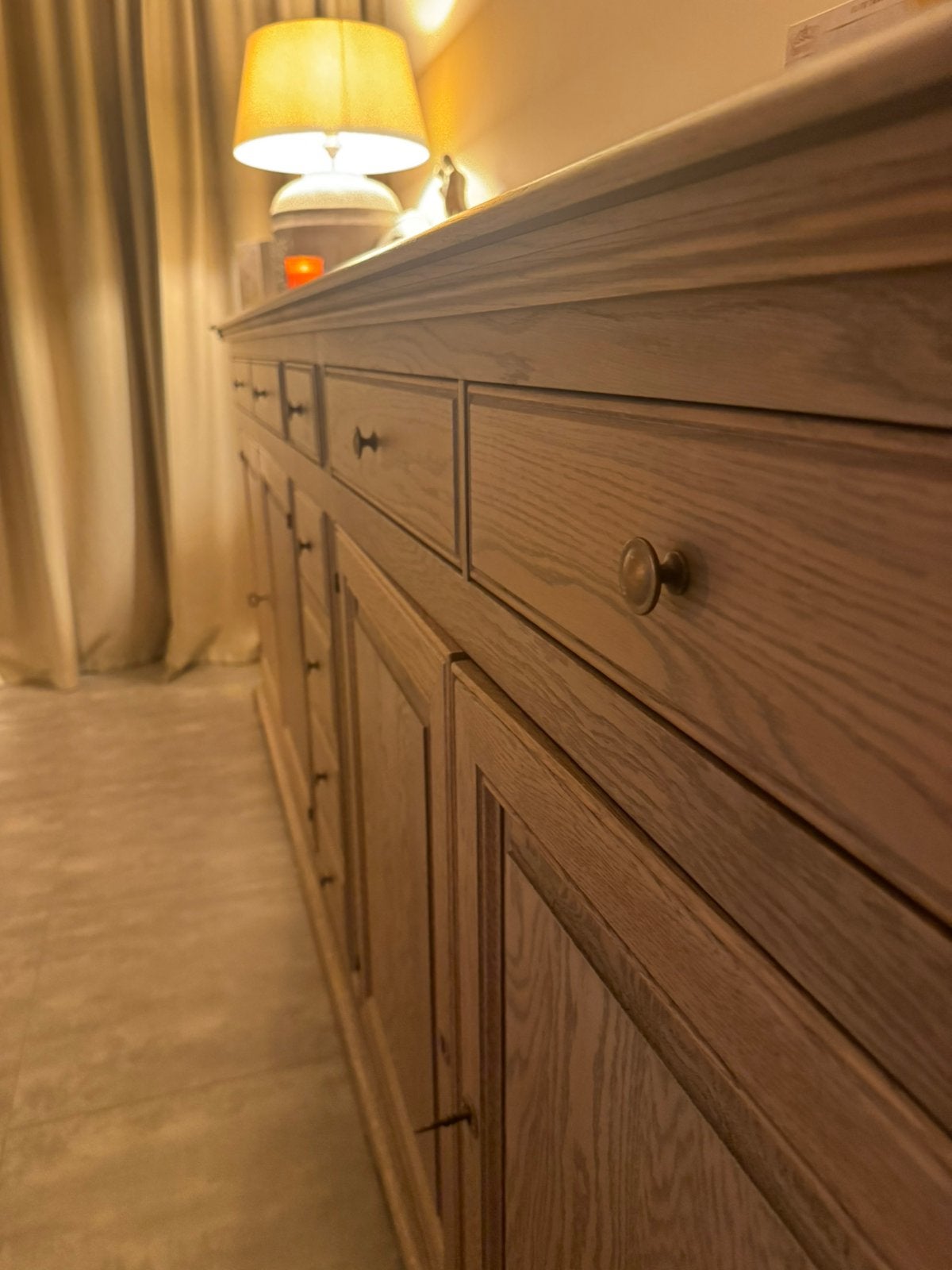 Massief houten dressoirkast – 260 cm – landelijke stijl, Enlèvement, Comme neuf