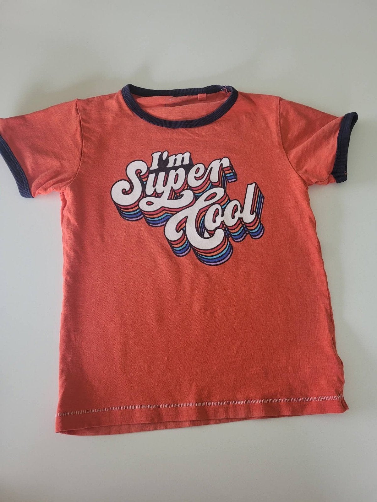Rode t-shirt 'I'm supercool' Maat: 110 Merk: Next, Enfants & Bébés, Vêtements enfant | Taille 110, Enlèvement ou Envoi