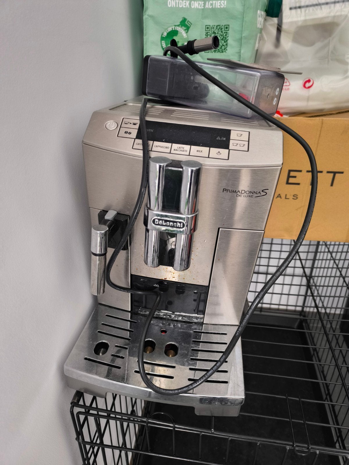 Machine à grain, Machine à espresso, Réservoir d'eau amovible, Café en grains, Enlèvement