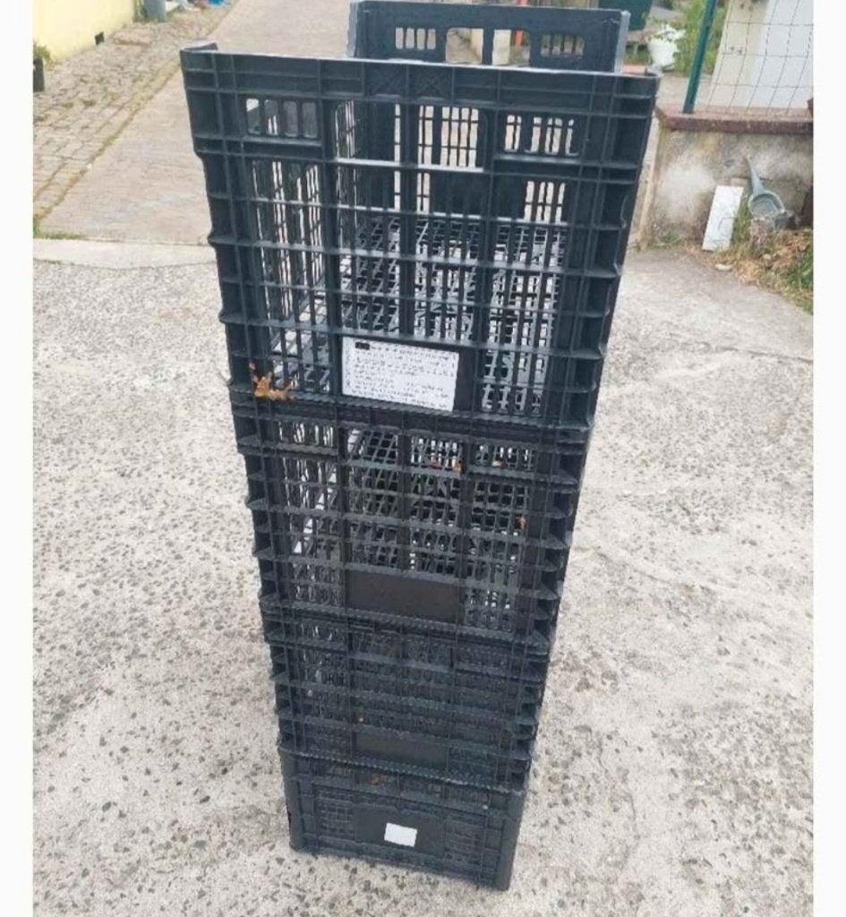 Prix2.5pour piece,caisses plastique empilable très bon état, Enlèvement, Plastique, Empilable