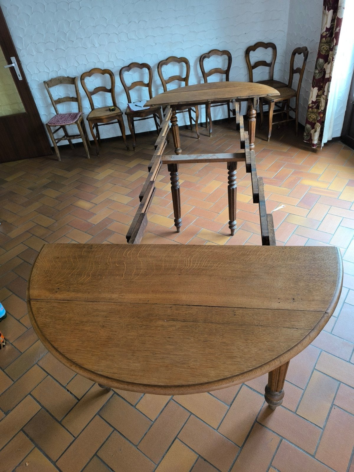 table ronde extensible 3M20, Enlèvement