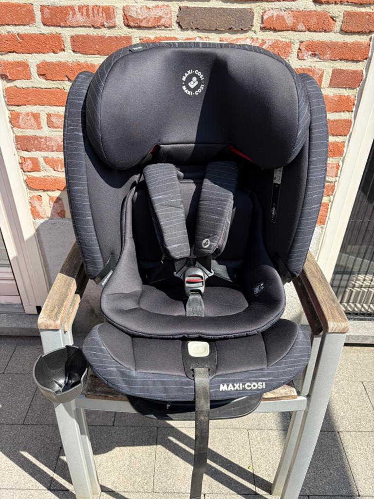Maxi-Cosi Titan Pro, met hoes en bekerhouder, prima staat!, Kinderen en Baby's, Autostoeltjes, Ophalen, Verstelbare rugleuning