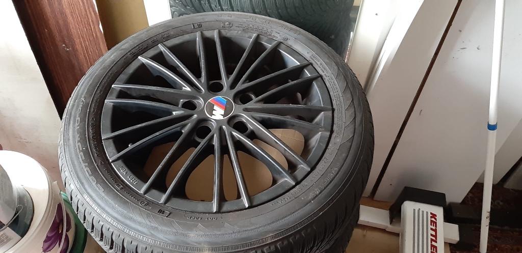Set 16” Zwarte Sportvelgen met Winterbanden – BMW Look, Auto-onderdelen, Ophalen, 16 inch, Winterbanden, Band(en)