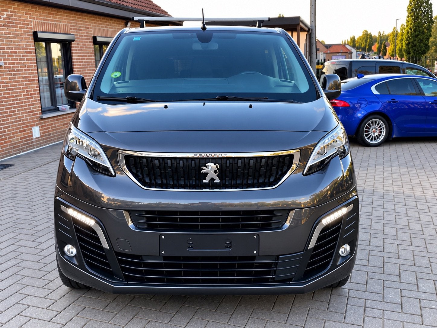 Peugeot Expert Double Cabine 2020 L2, https://public.car-pass.be/vhr/c4e0bd58-4533-4d2b9a5a3a0B1p2f09, 6 portes, Euro 6, Entreprise