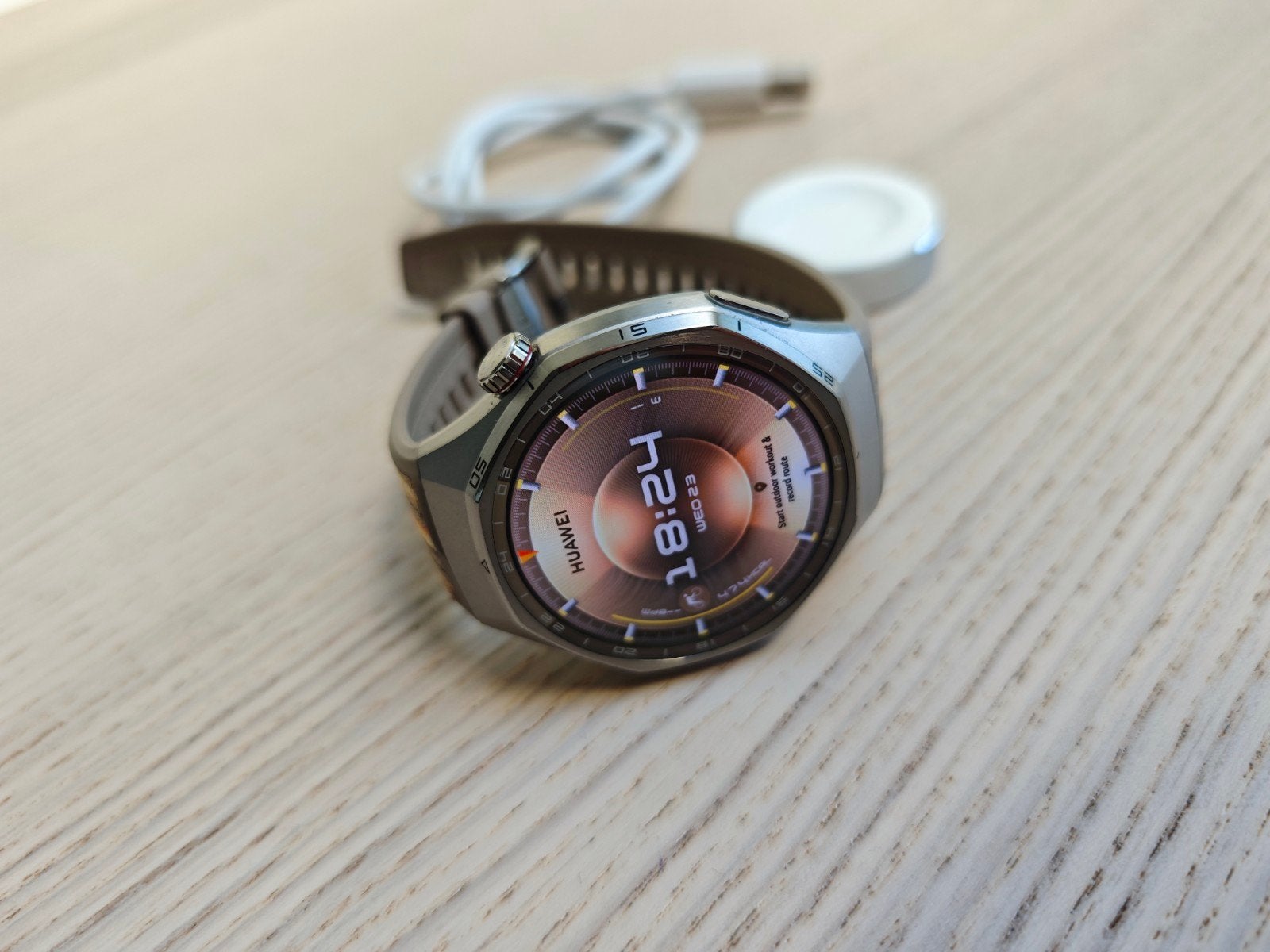 ​Huawei Watch GT 6 Pro - Zo goed als nieuw, Handtassen en Accessoires, Verzenden