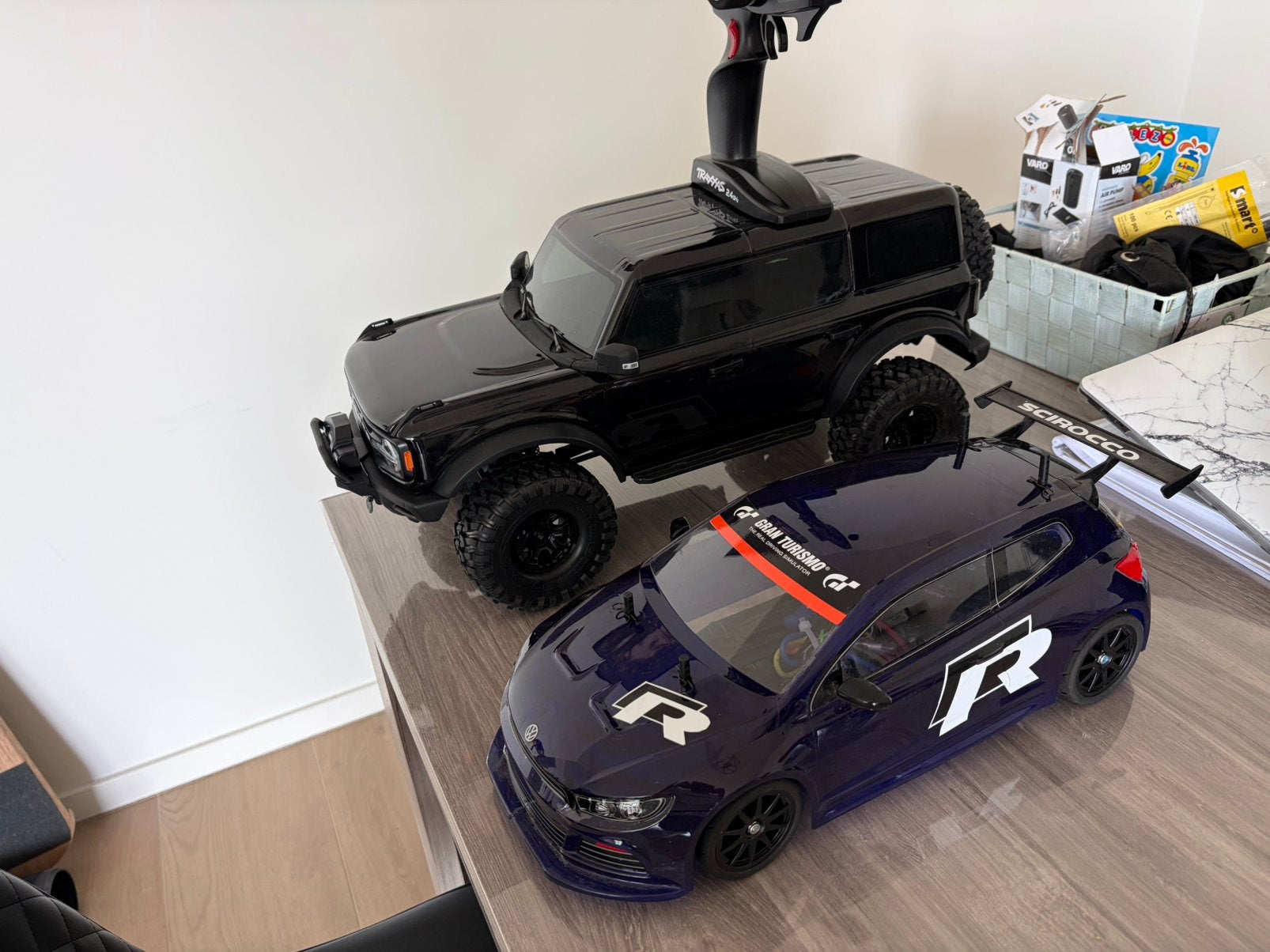 Rc auto, Hobby & Loisirs créatifs, Modélisme | Radiocommandé & Téléguidé | Voitures, Enlèvement, Comme neuf