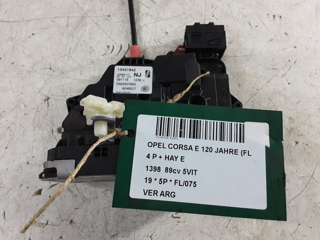 SERRURE DE PORTE ARRIÈRE GAUCHE Opel Corsa E (13431842), Arrière, Opel, Opel Automobile GmbH, Utilisé