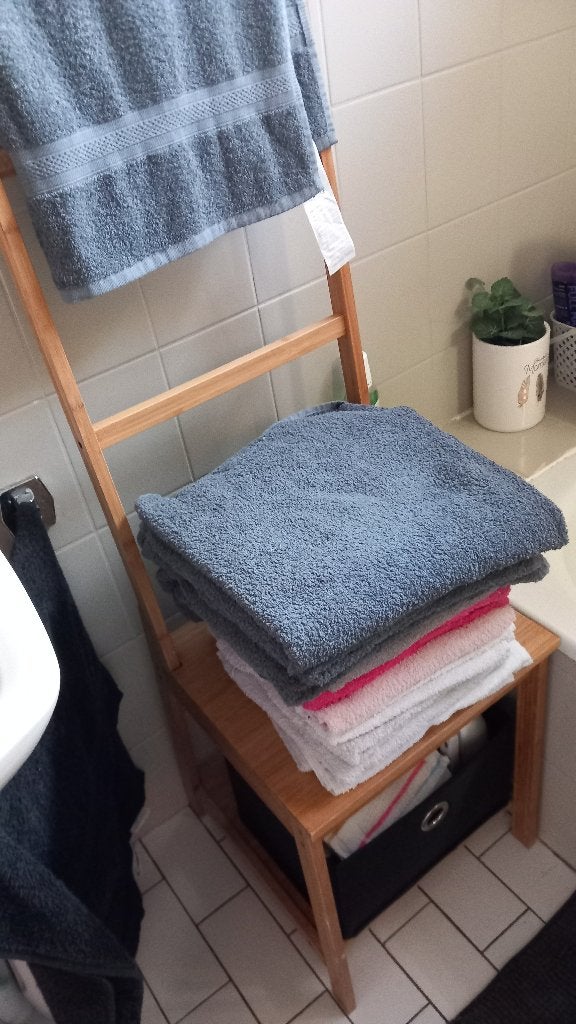 Badkamerstoel en rekje, Huis en Inrichting, Badkamer | Badkamermeubels, Ophalen, Gebruikt