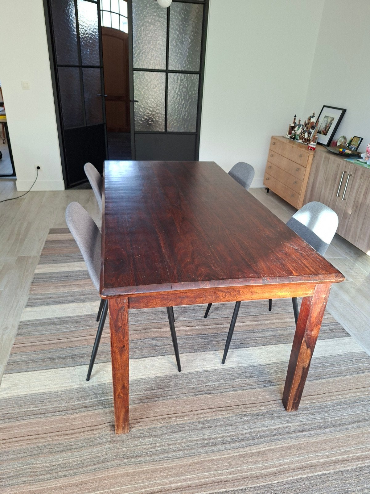 eettafel massief hout, Ophalen