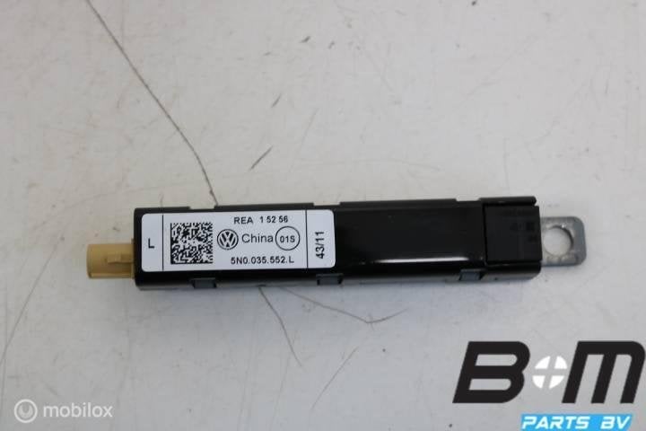 Antenneversterker VW Tiguan 5N 5N0035552L, Auto diversen, Autoradio's, Gebruikt