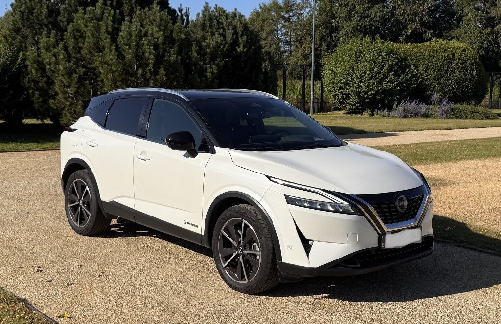 Qashqai e-POWER Tekna 2023 - Panorama - 360° - 28.150 km, Auto's, 118 g/km, 1497 cc, Leder en Stof, Wit