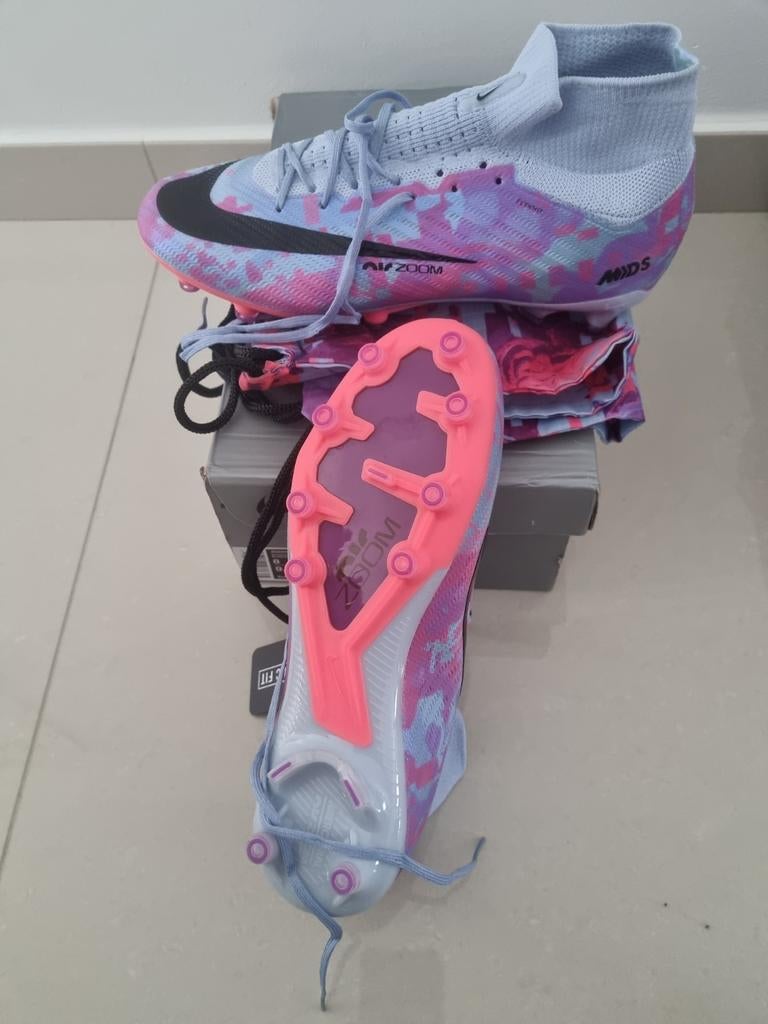 Nike voetbalschoenen, Sport en Fitness, Voetbal, Ophalen, Nieuw