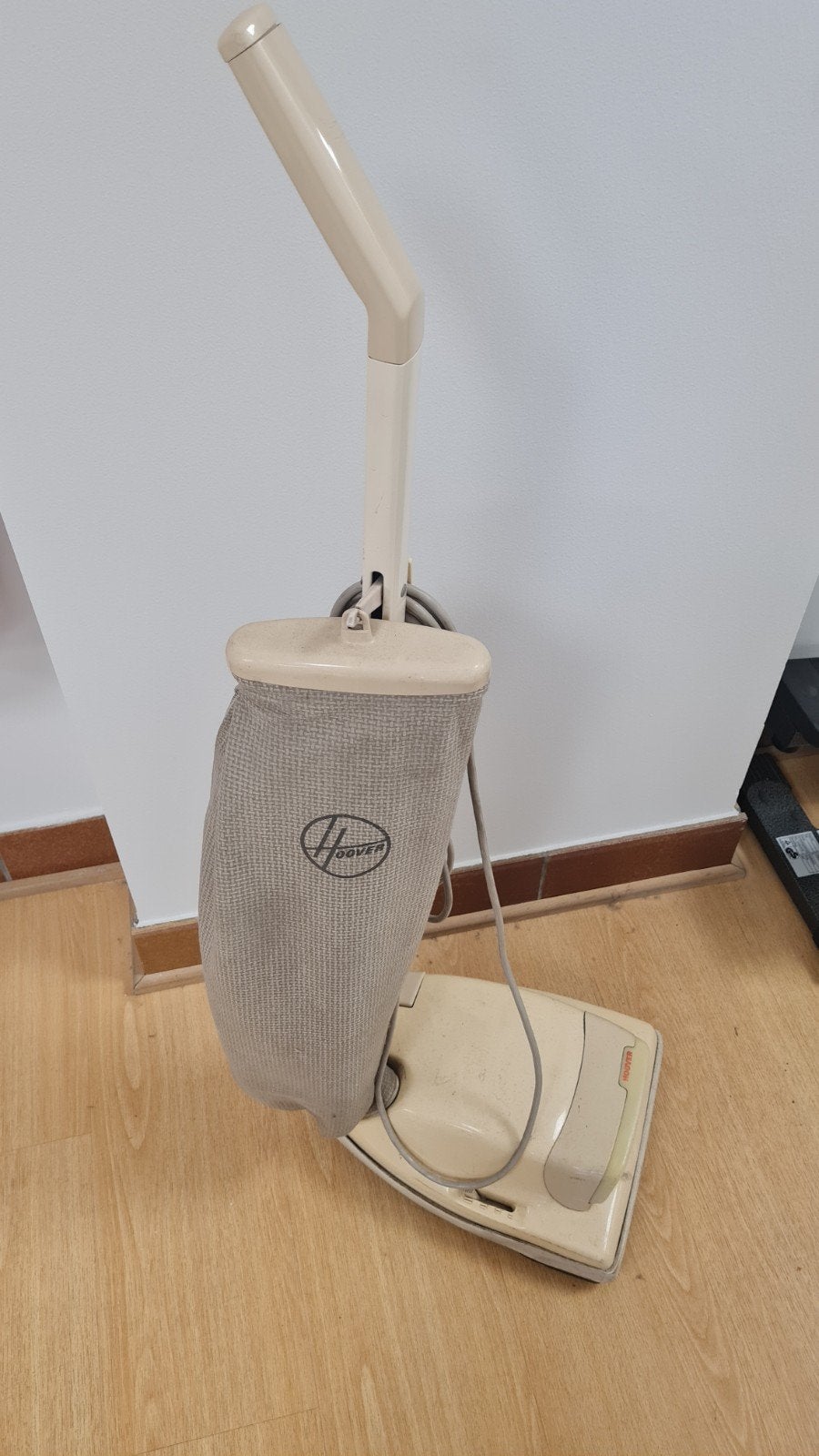 Hoover retro stofzuiger beige, Ophalen