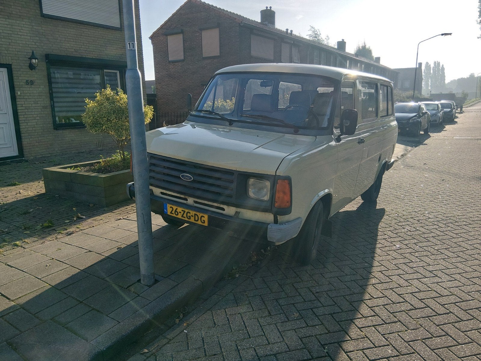 Ford Transit 2.0 100 1982 Beige, Auto's, Beige, 1299 kg, Beige, Overige carrosserie