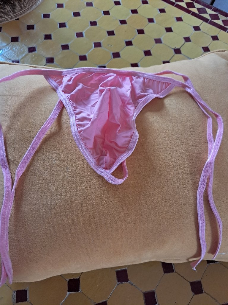 Mooie roze string voor heren, sexy one size, Kleding | Heren, Ophalen, Roze