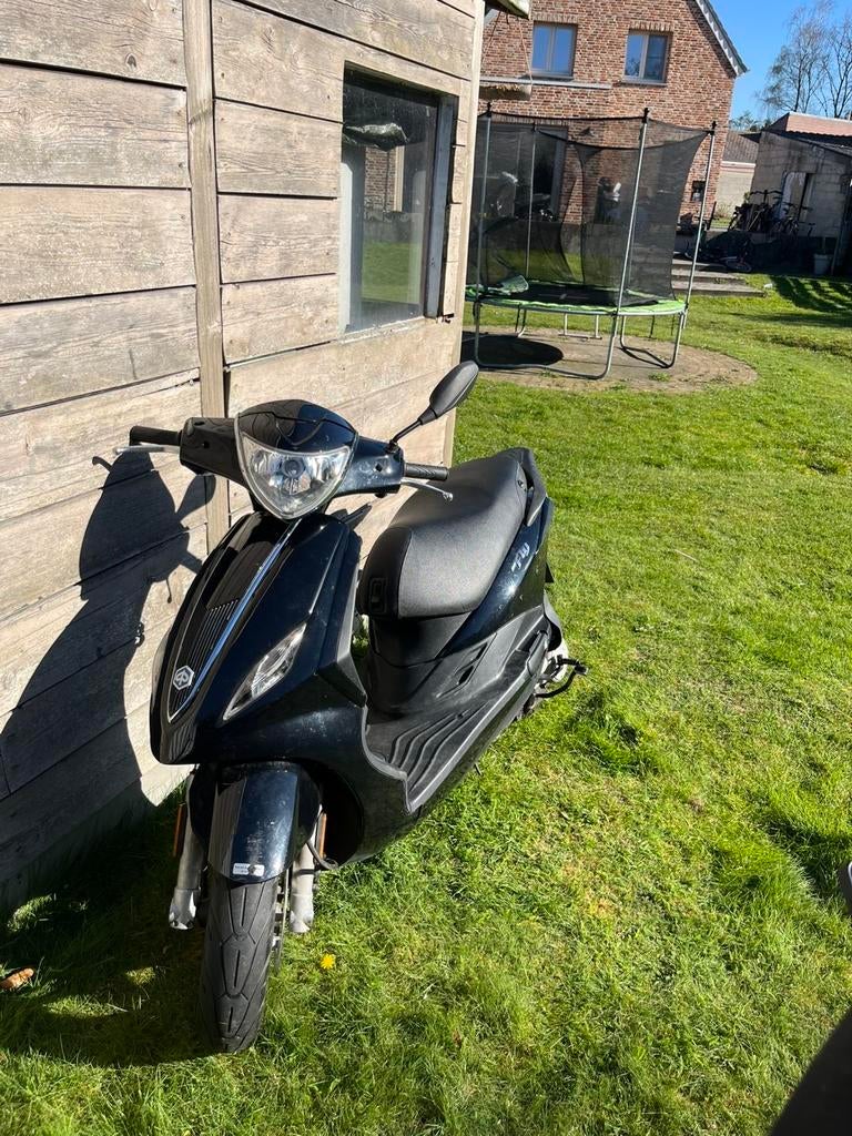 Piaggio fly, Ophalen, Zo goed als nieuw, Fly