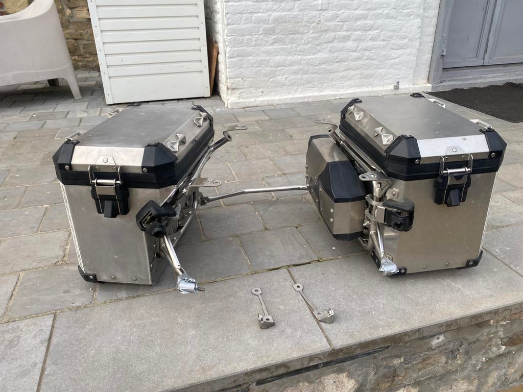 Valise bmw gs 1200  1250, Enlèvement ou Envoi