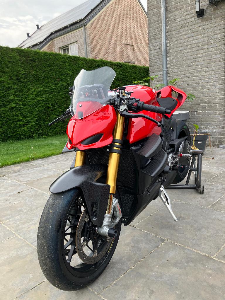 Poly Streetfighter v4, Motoren, Ophalen, Gebruikt