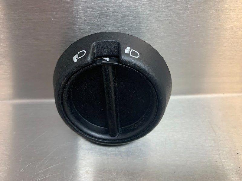 KOPLAMP IHV SCHAKELAAR Nissan Kubistar (F10), Gebruikt, Nissan