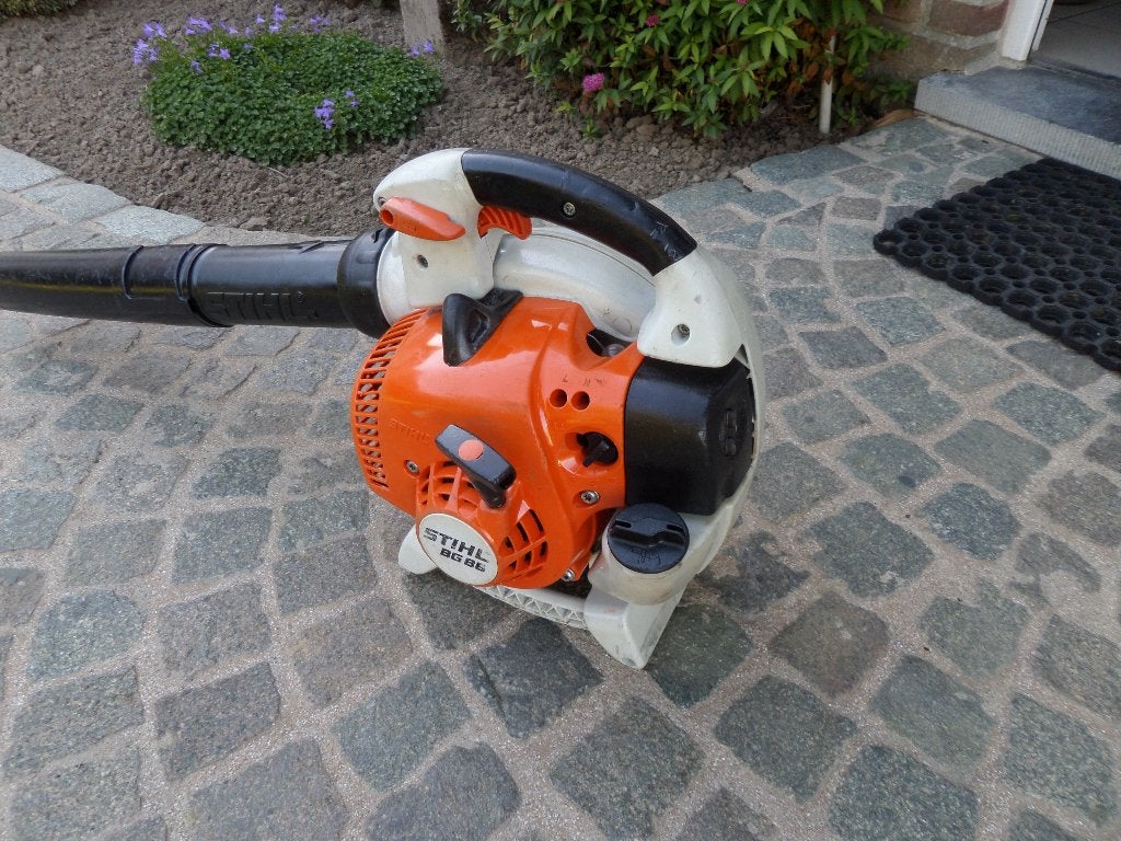 STIHL bladblazer BG86, Tuin en Terras, Ophalen, Benzine, Gebruikt, Handgedragen