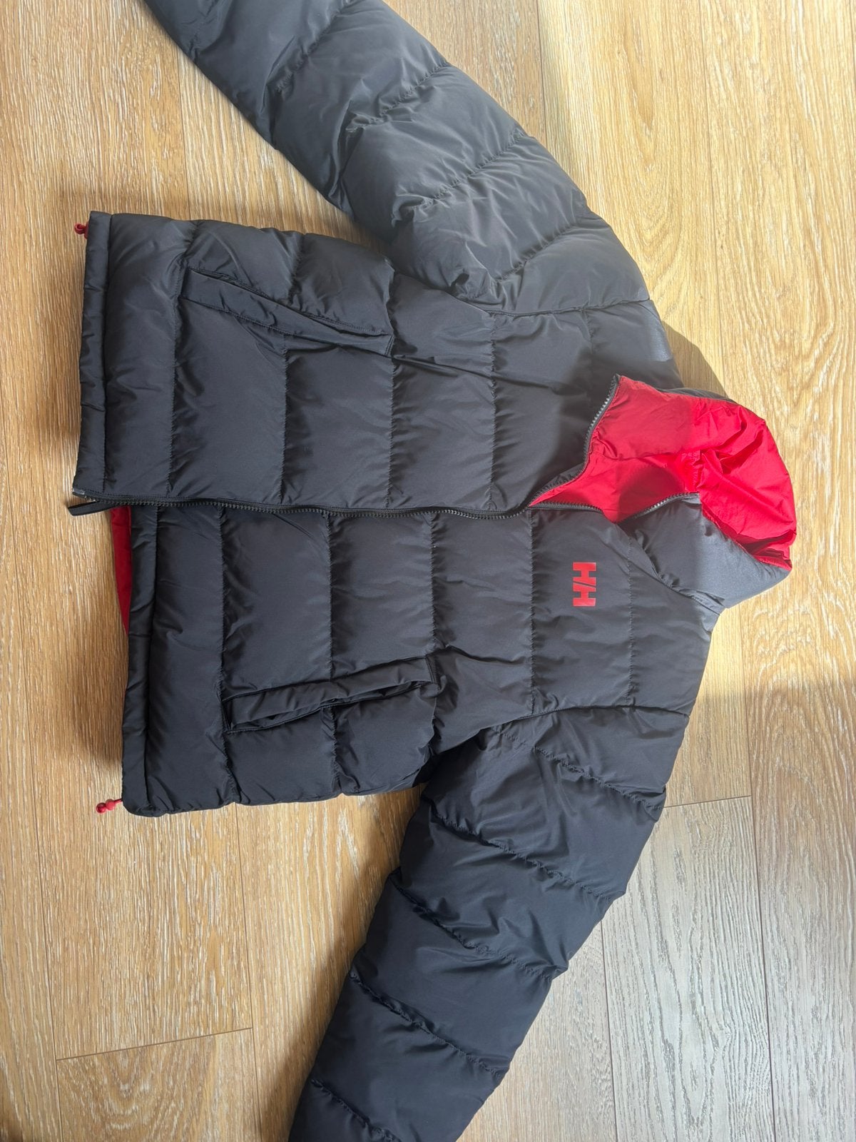 Helly Hansen winterjas, Vêtements | Hommes, Enlèvement ou Envoi, Porté, Rouge