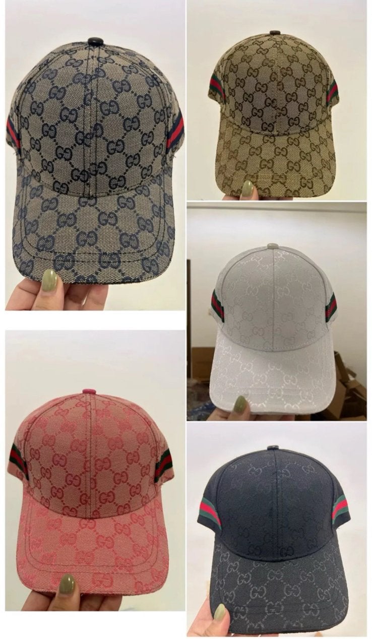 Gucci petjes  6 beschikbaar, Enlèvement, Neuf, One size fits all, Casquette