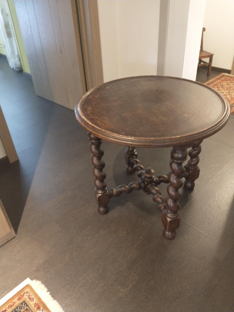 tafeltjes, Huis en Inrichting, Tafels | Bijzettafels, Ophalen, Gebruikt, Rond, 55 tot 75 cm