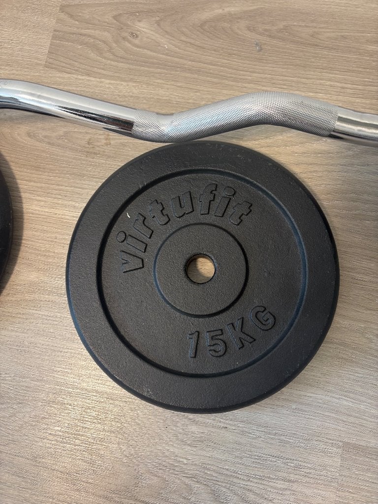 Curlbar + gewichten, Sport en Fitness, Fitnessmaterialen, Ophalen, Zo goed als nieuw, Armen, Halterset