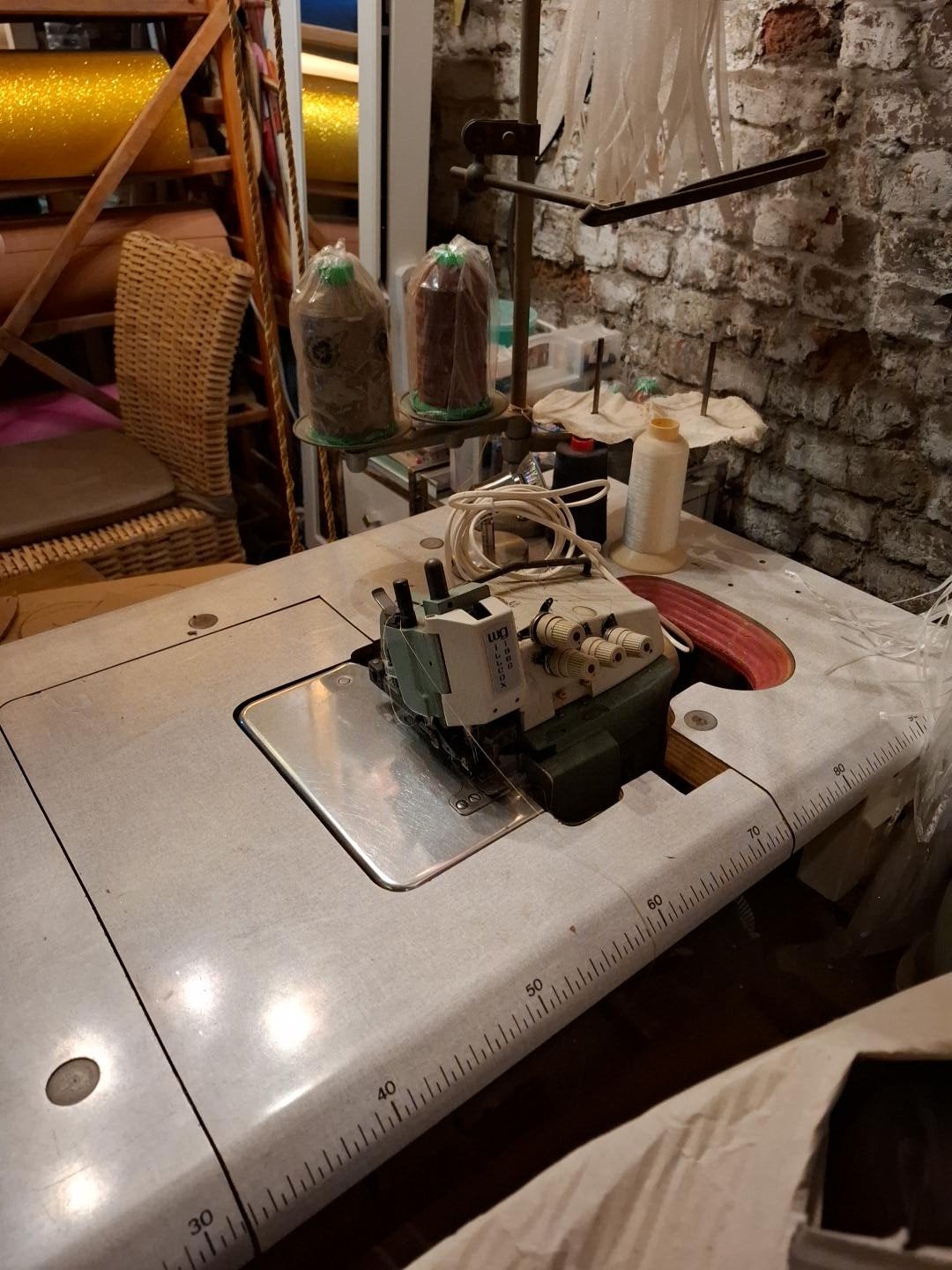 industriële overlockmachine, Hobby en Vrije tijd, Ophalen