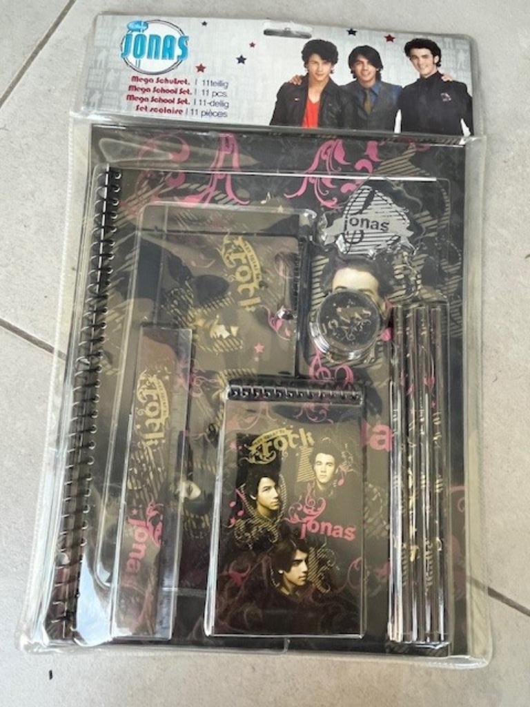 Set scolaire Disney Jonas Brothers, Enlèvement ou Envoi, Neuf