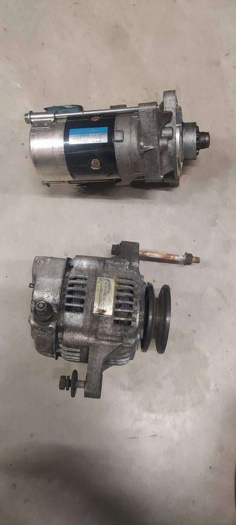 Kubota starter en alternator 24v(origineel denso), Ophalen, Zo goed als nieuw