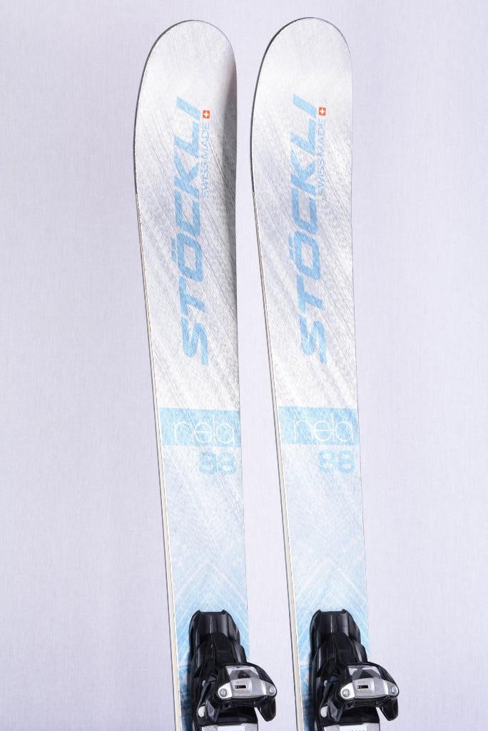 168 dames ski's STOCKLI NELA 88 2022, 160 tot 180 cm, Gebruikt, Verzenden, Carve