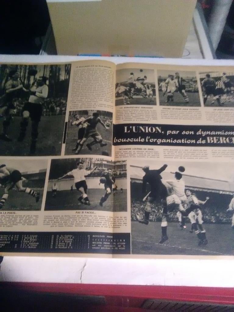 Ancien poster 'foot belge 'l union -  Berchem '1950, Ophalen of Verzenden, Gebruikt, Poster, Plaatje of Sticker