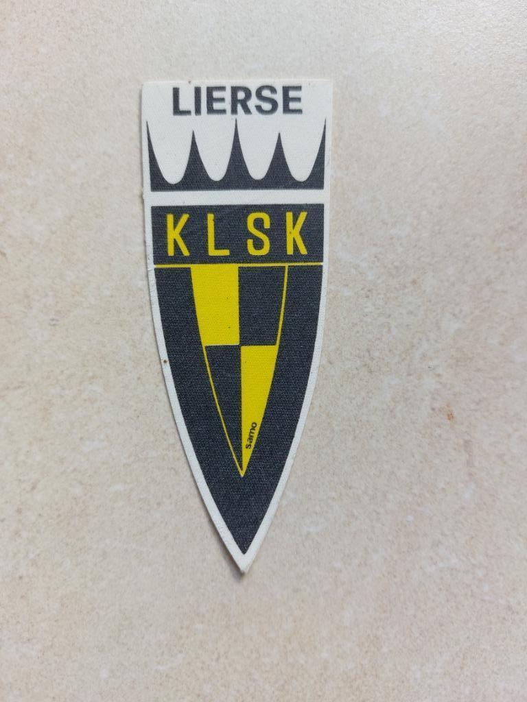 Zelfklevend embleem voetbalploeg  Lierse (in satijn), Envoi