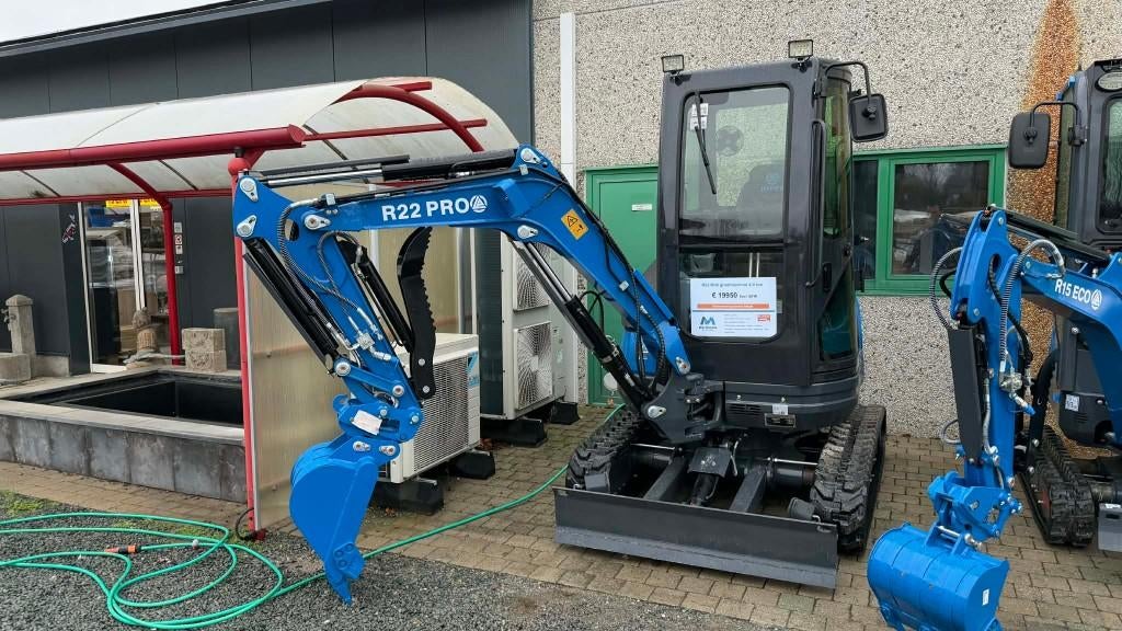 R22PRO 2.4 ton graafmachine FULL OPTION, Articles professionnels, Machines & Construction | Grues & Excavatrices, Excavatrice