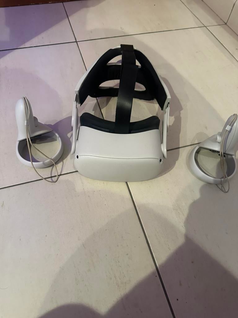 Oculus quest 2, Games en Spelcomputers, Ophalen of Verzenden, Zo goed als nieuw