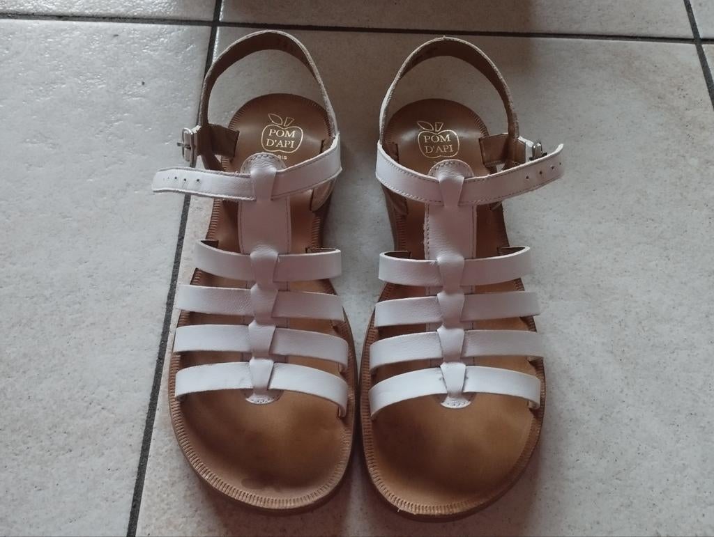 Witte sandalen pomme d'api - maat 37, Enlèvement ou Envoi, Neuf