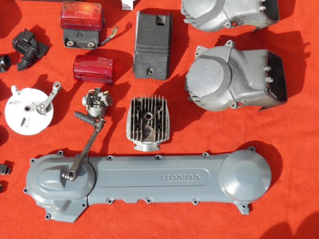Kleine kappen en onderdelen voor Honda Wallaroo., Ophalen, Gebruikt, Overige typen, Honda wallaroo